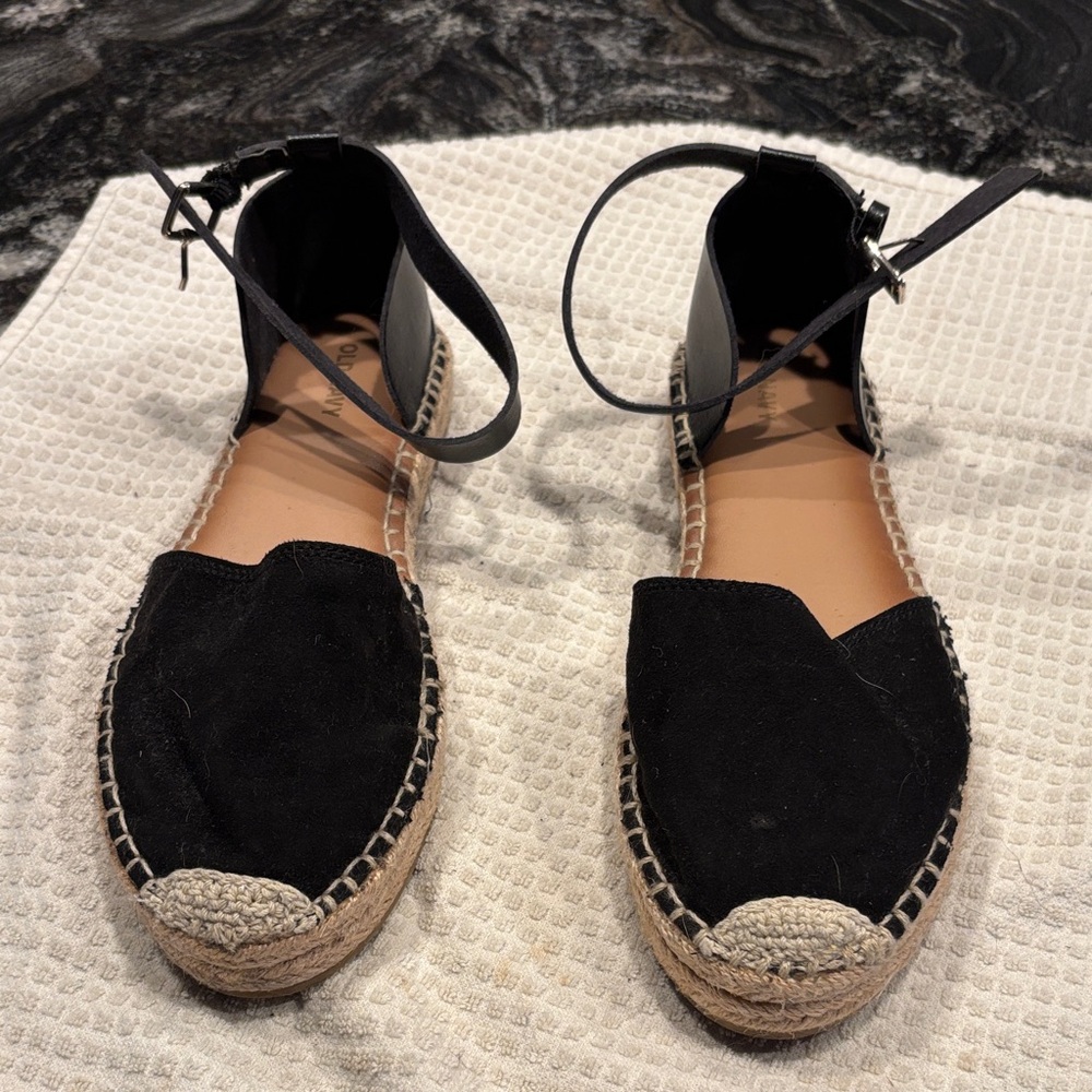 Old Navy Black and Cream Espadrille Shoes